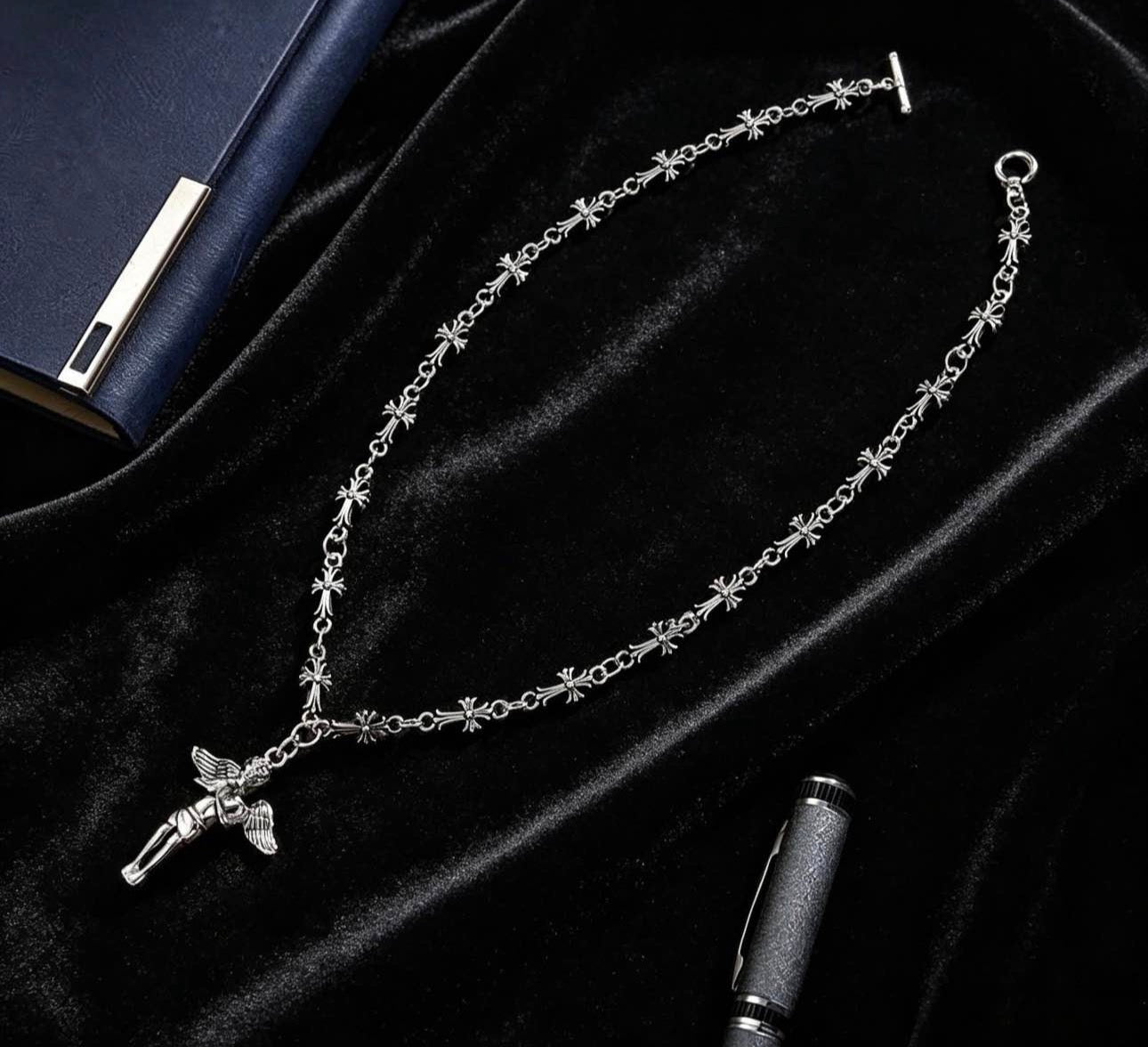 Chrome heart necklace