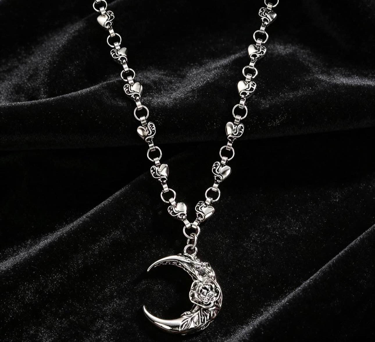 Chrome heart necklace