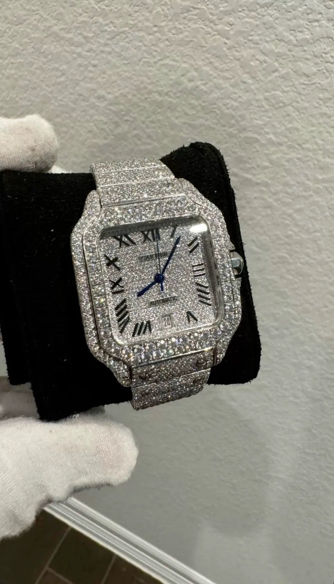 Moissanite Cartier with box